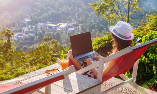 How to Become a Digital Nomad